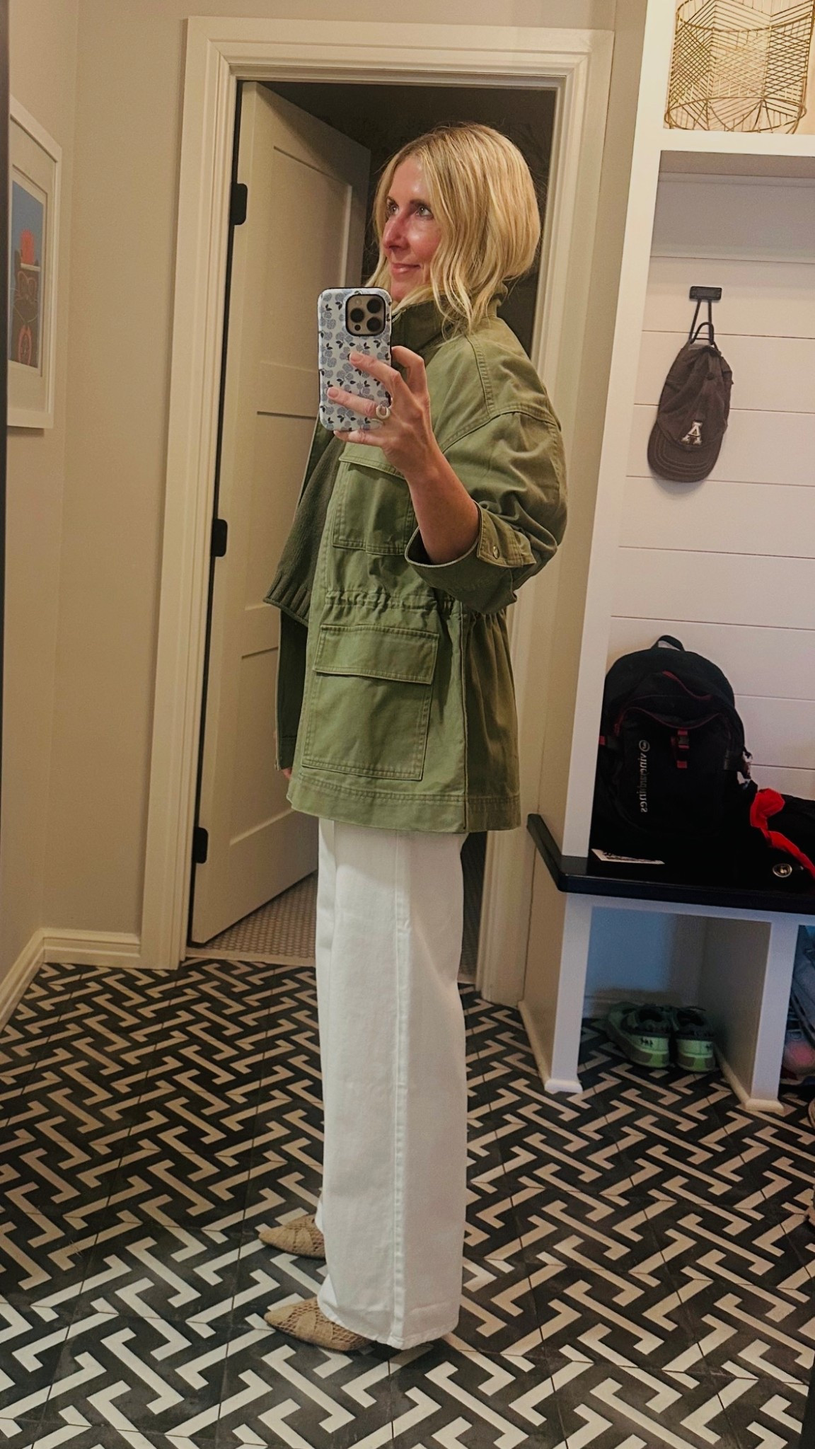 White denim + olive green! Love these white jeans on sale for $28! Wearing size 4. Paired with a short sleeve sweater and this old navy utility jacket-on sale for $32! Wearing a S.

#LTKootd #LTKSaleAlert #LTKOver40