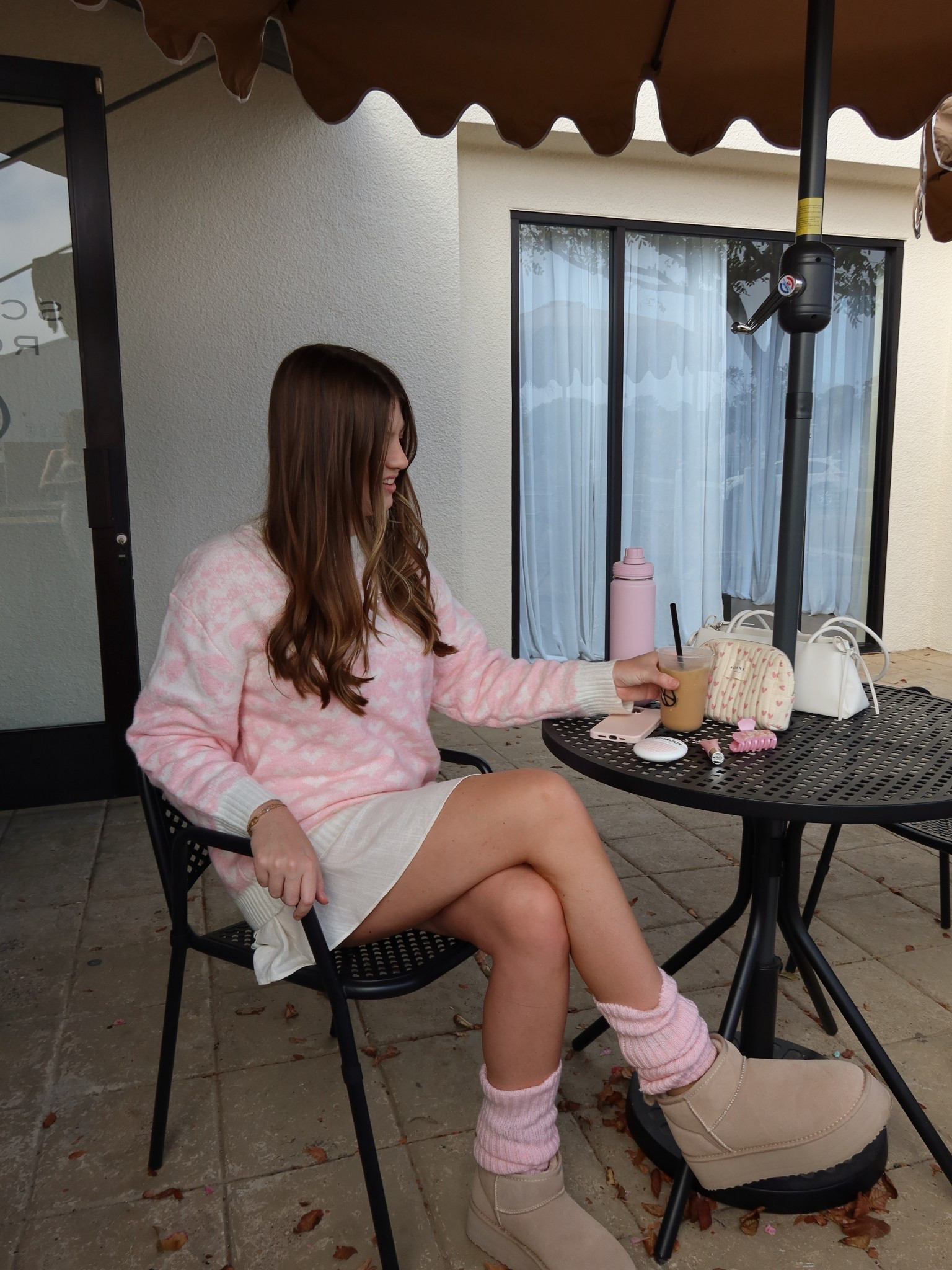Cozy pink winter outfit 

#LTKSeasonal #LTKFindsUnder100 #LTKootd