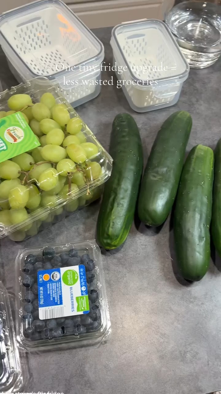 Fridge organization that actually helps produce stay fresh longer 🍓✨ These refrigerator organizers make fridge restocking so much easier and keep healthy snacks ready to grab. If you’ve been looking for produce storage for fridge ideas or better produce containers, these are honestly so good. #fridgeorganization #producestorage #miesoo

#earnscommissions
