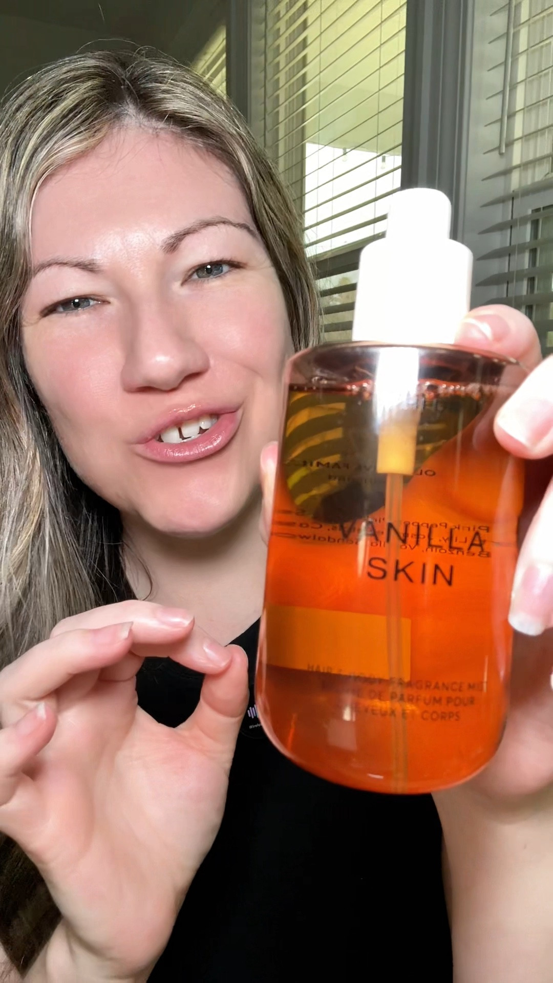 A cozy vanilla skin scent that smells like soft skin and cashmere. Creamy vanilla with soft florals and warm woods — perfect for everyday 

#LTKOver40 #LTKBeauty #LTKootd