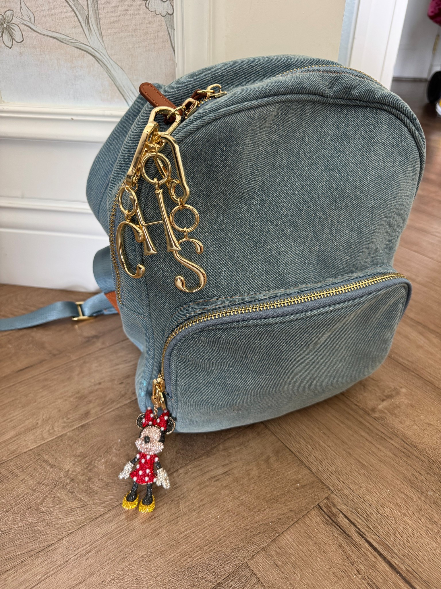 Stoney clover backpack. Keychains. Disney keychain. Initial keychain. Minnie Mouse keychain  