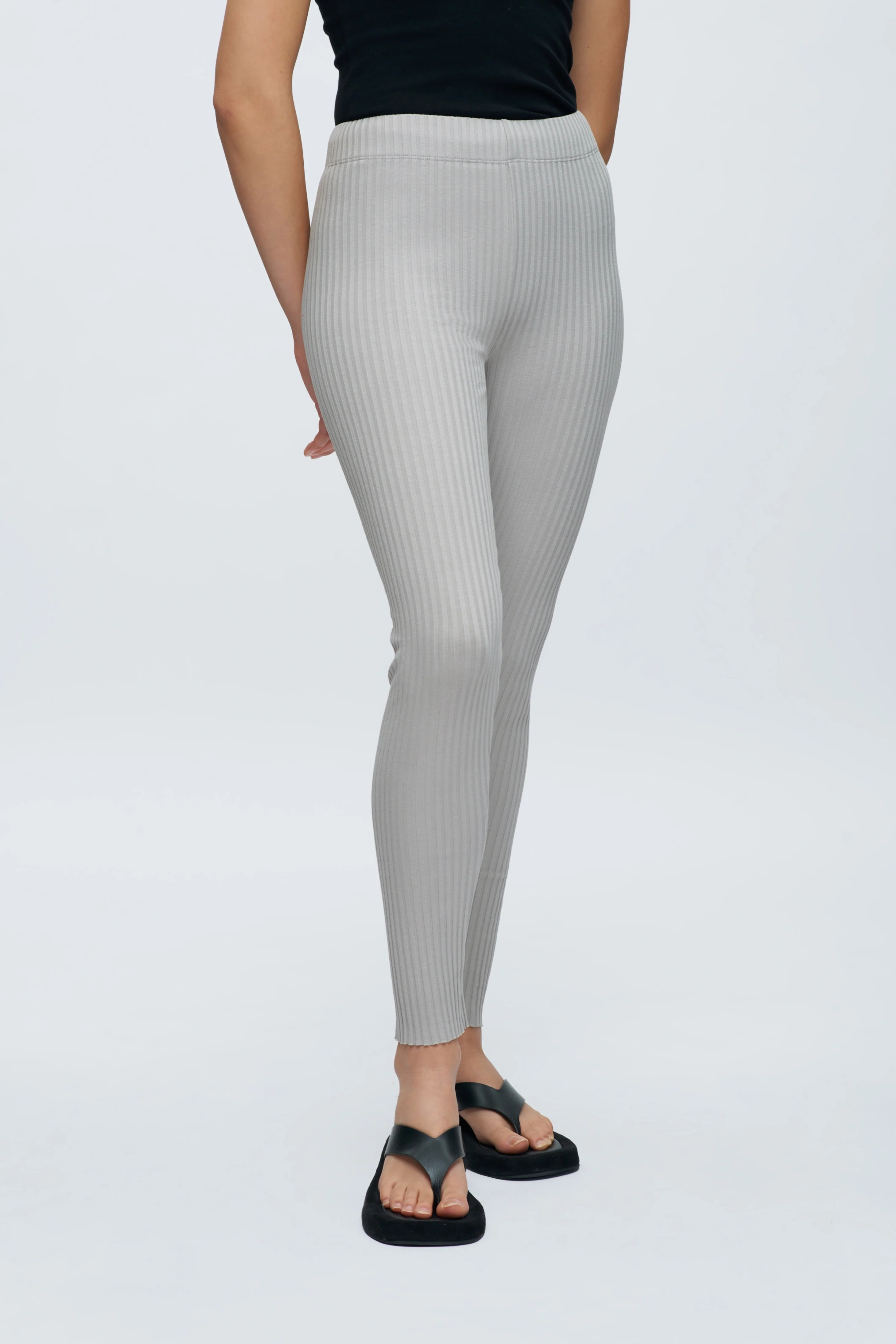 Ribbed Legging | Kotn | Kotn