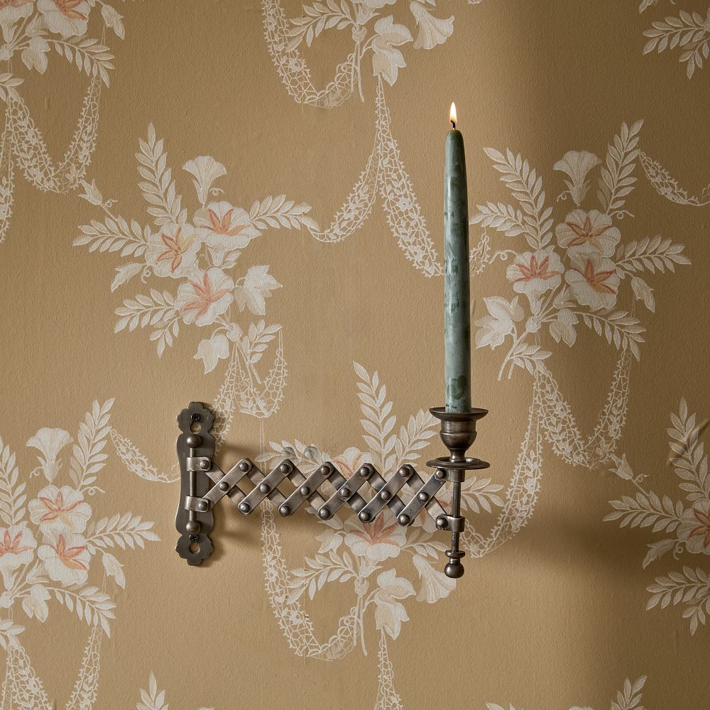 Extending Taper Candle Holder | GreenRow
