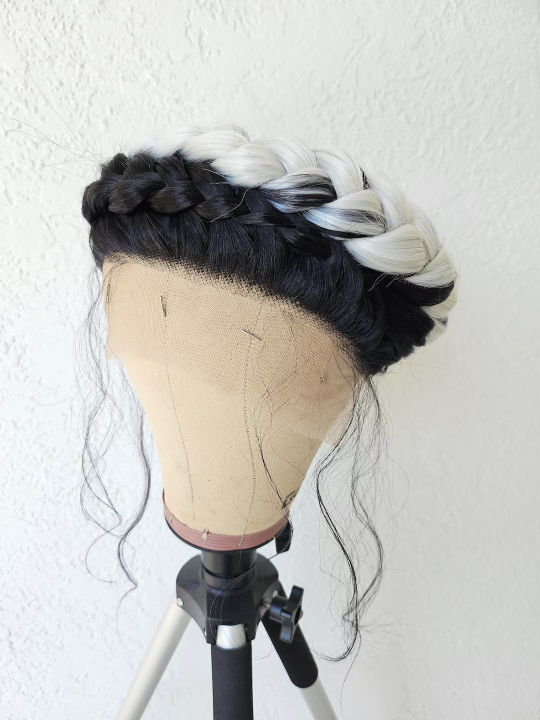 Violet Sorrengail Inspired Wig - Etsy | Etsy (US)