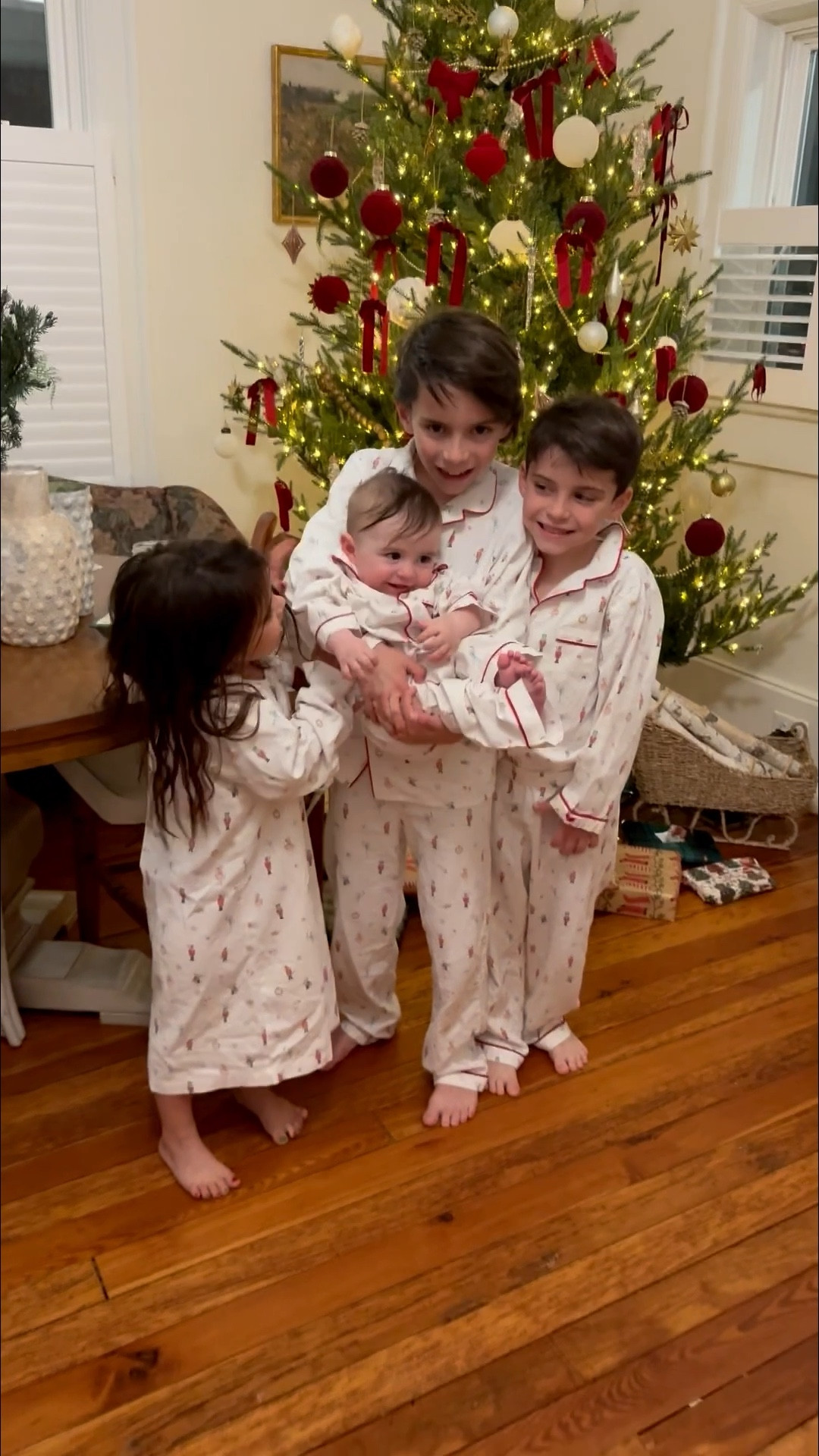 Kids pajamas extra 30% off sale 

#LTKHoliday #LTKSeasonal #LTKGiftGuide