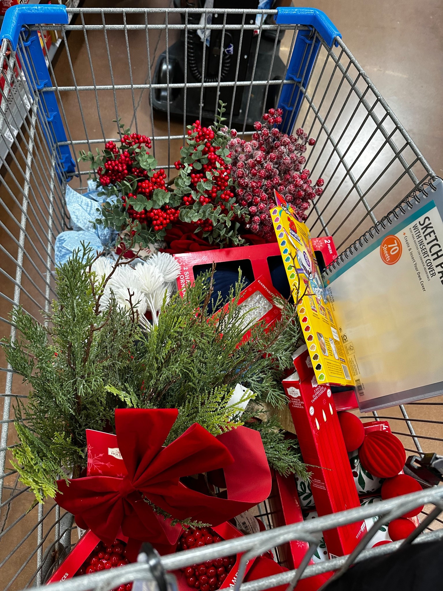 #walmart #holiday #tree #holidaytime 

#LTKHome #LTKCyberWeek #LTKHoliday