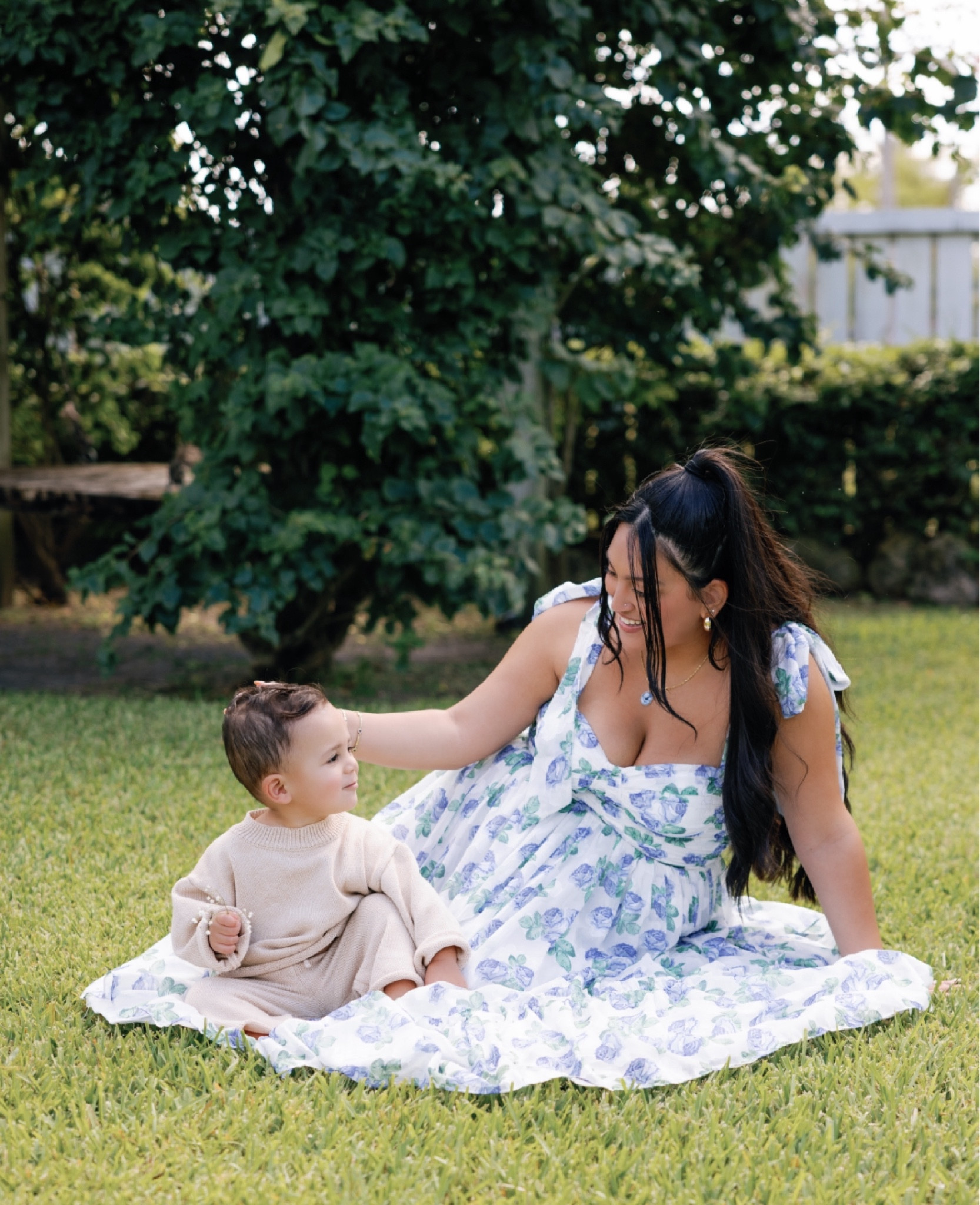 Mother’s Day photoshoot outfit. Perfect for any summer plans 🤍☀️

#midsizefashion #softgirlaesthetic

#LTKMidsize #LTKStyleTip #LTKFindsUnder100