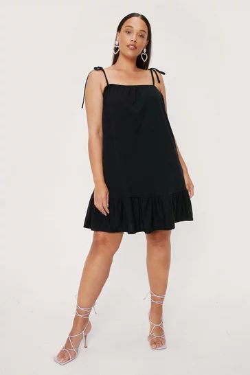 Plus Size Textured Frill Hem Mini Smock Dress | Nasty Gal (US)