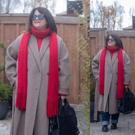 Loving this oversized dark beige neutral coat with the red. Perfect for the holidays if you don’t want to go over the top! Size down in the coat for a more fitted look. 

#LTKmidsize #LTKover40 #LTKSeasonal