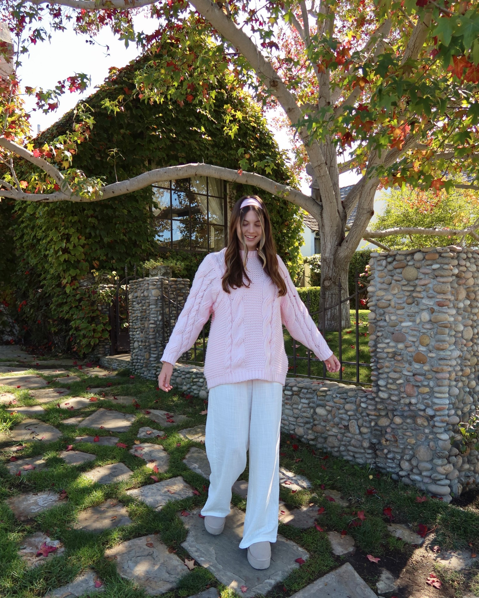 Favorite pink sweater for fall 

#LTKSeasonal #LTKStyleTip #LTKFindsUnder100