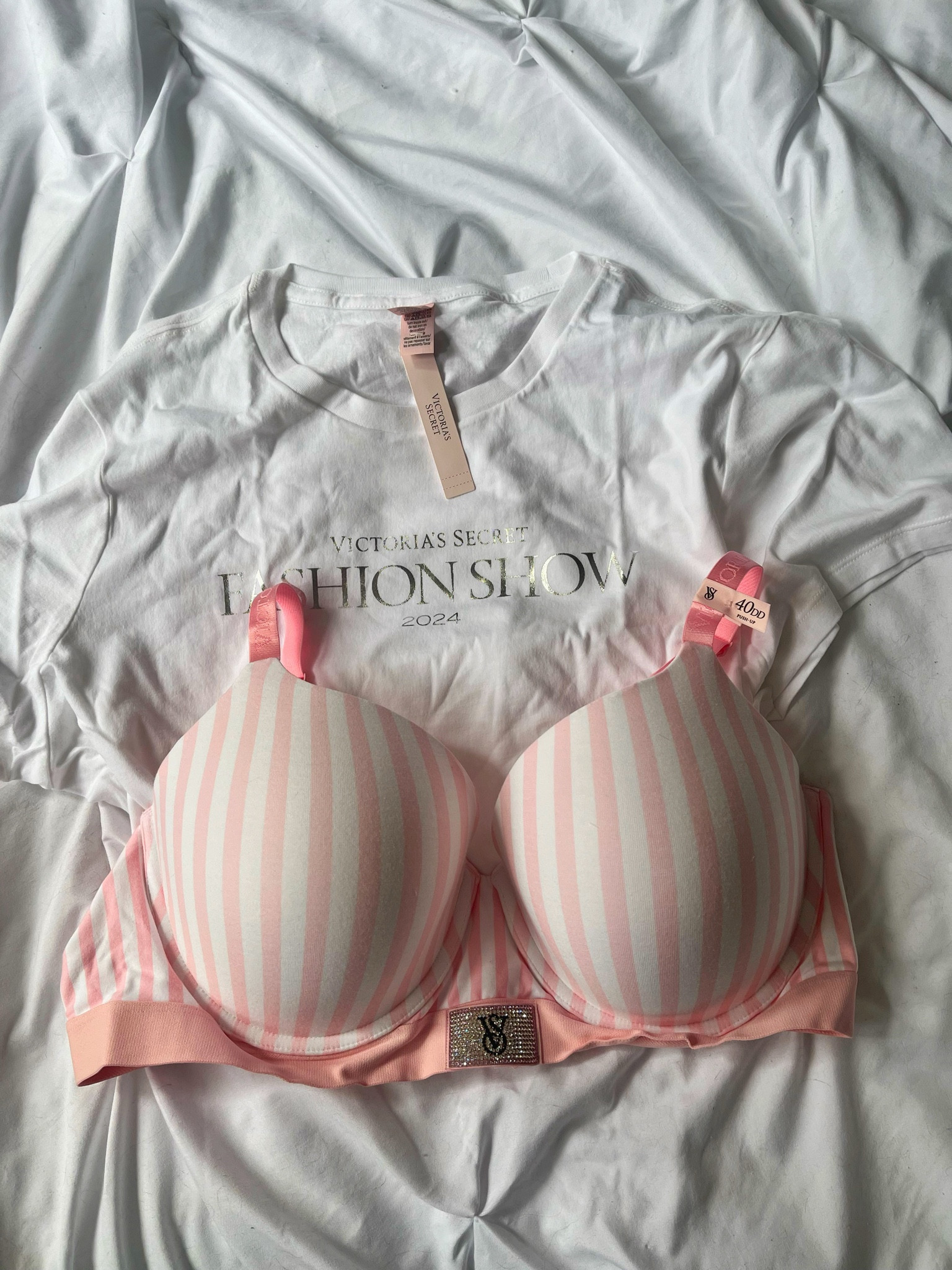 Newest Victorias Secret purchases 💖

Ltkfindsunder100 / ltkfindsunder50 / ltkmidsize / LTKsalealert / LTKstyletip / Victoria’s Secret / vs / bra / bras / Victoria’s Secret bra / lingerie / Victoria’s Secret sale / Victoria’s Secret lingerie / Victoria’s Secret fashion show / Victoria’s Secret shirt / fashion show / vs fashion show / pink striped bra / pink / stripes / white shirt / limited / special edition / plus size / mid size / underwear / sale / sale alert 

#LTKPlusSize #LTKHoliday #LTKSeasonal