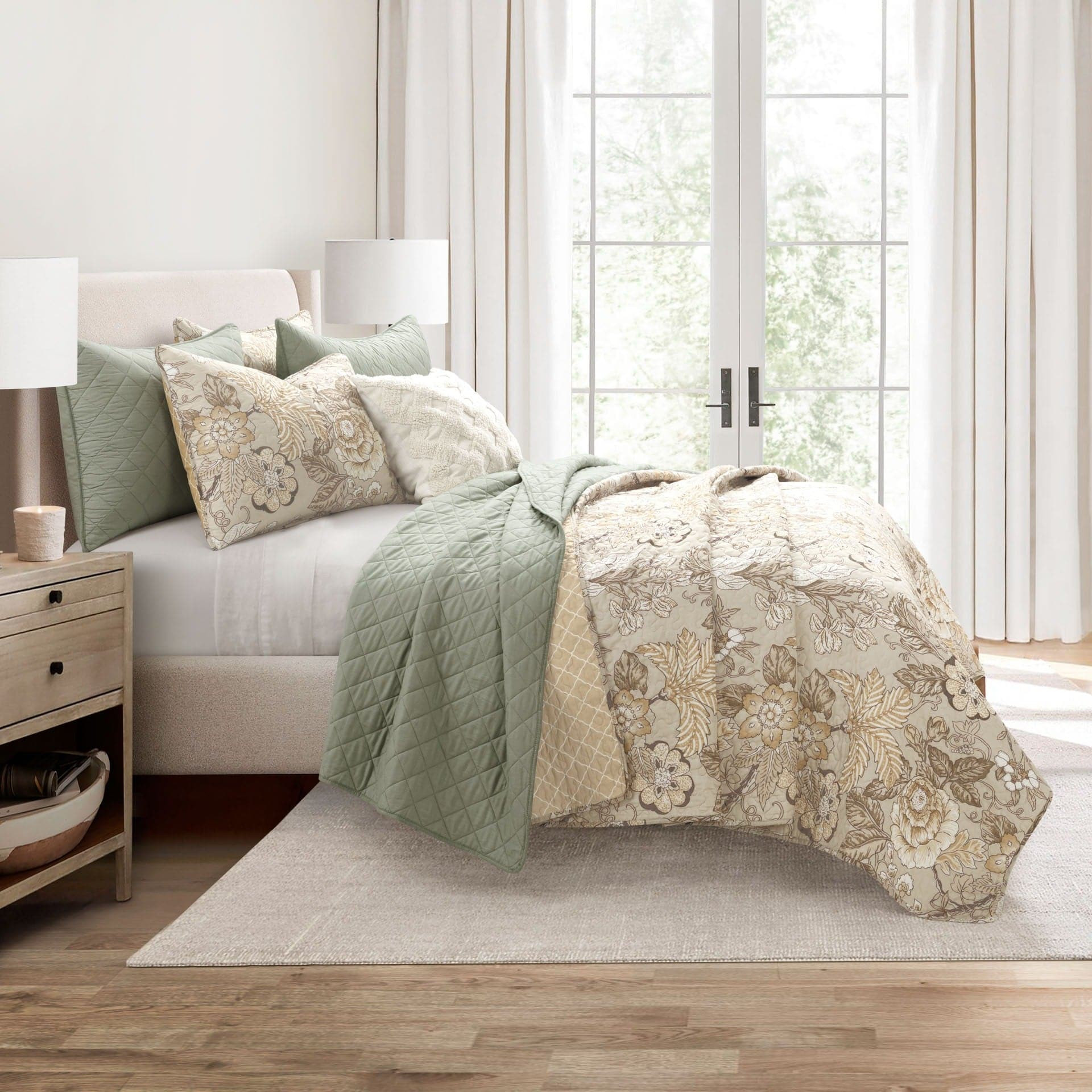 Bedding Bundle: Sydney Quilt Set + Ava Diamond Quilt Set | Lush Decor