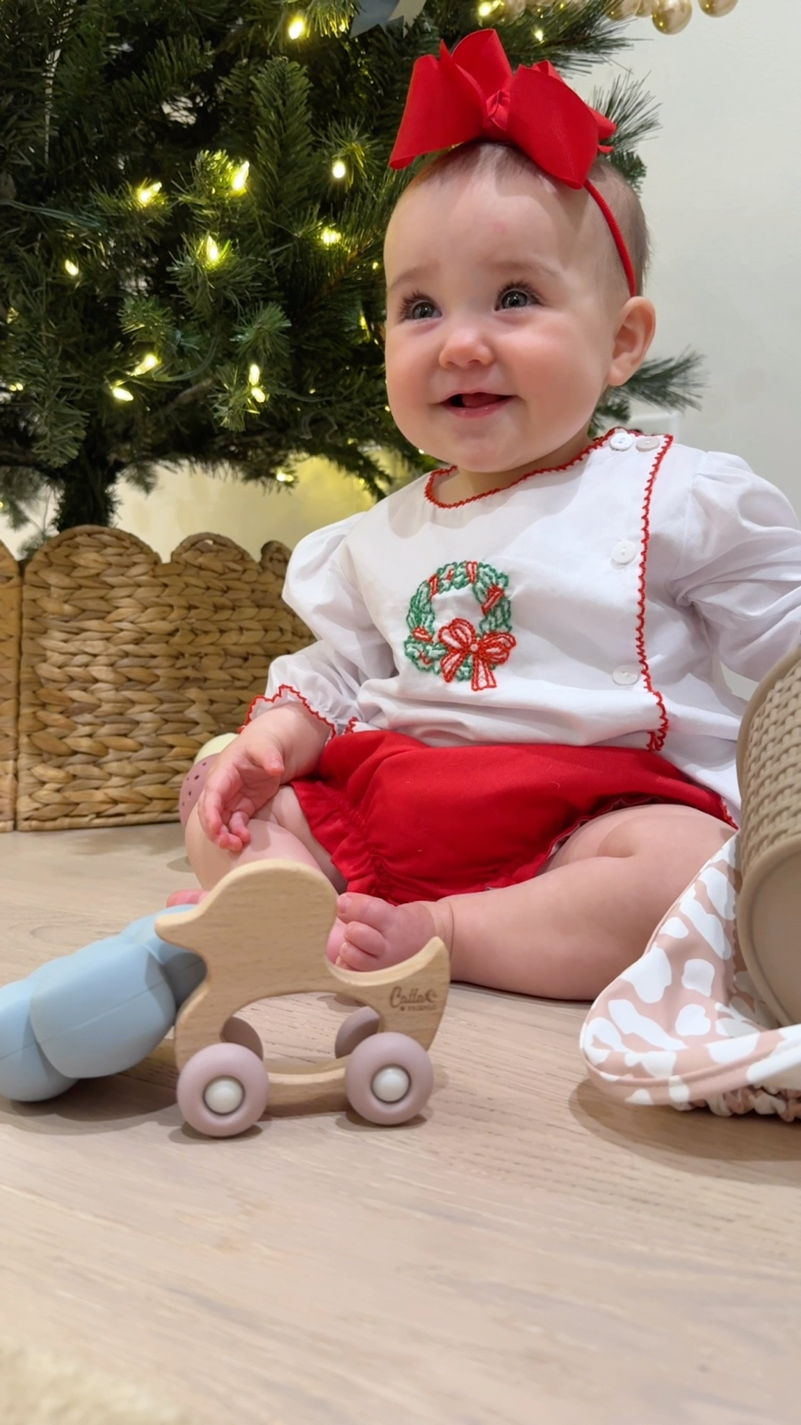 
There’s nothing sweeter than choosing gifts that feel safe, beautiful, and full of joy for our little ones ✨
@callaandfriends makes holiday gifting so easy — and their entire website is 30% off for Black Friday 🎁 #ad #callaandfriends #holidaygifting #christmas #blackfriday #kidsgiftguide #toddlergiftguide 

#LTKCyberWeek #LTKGiftGuide #LTKBaby