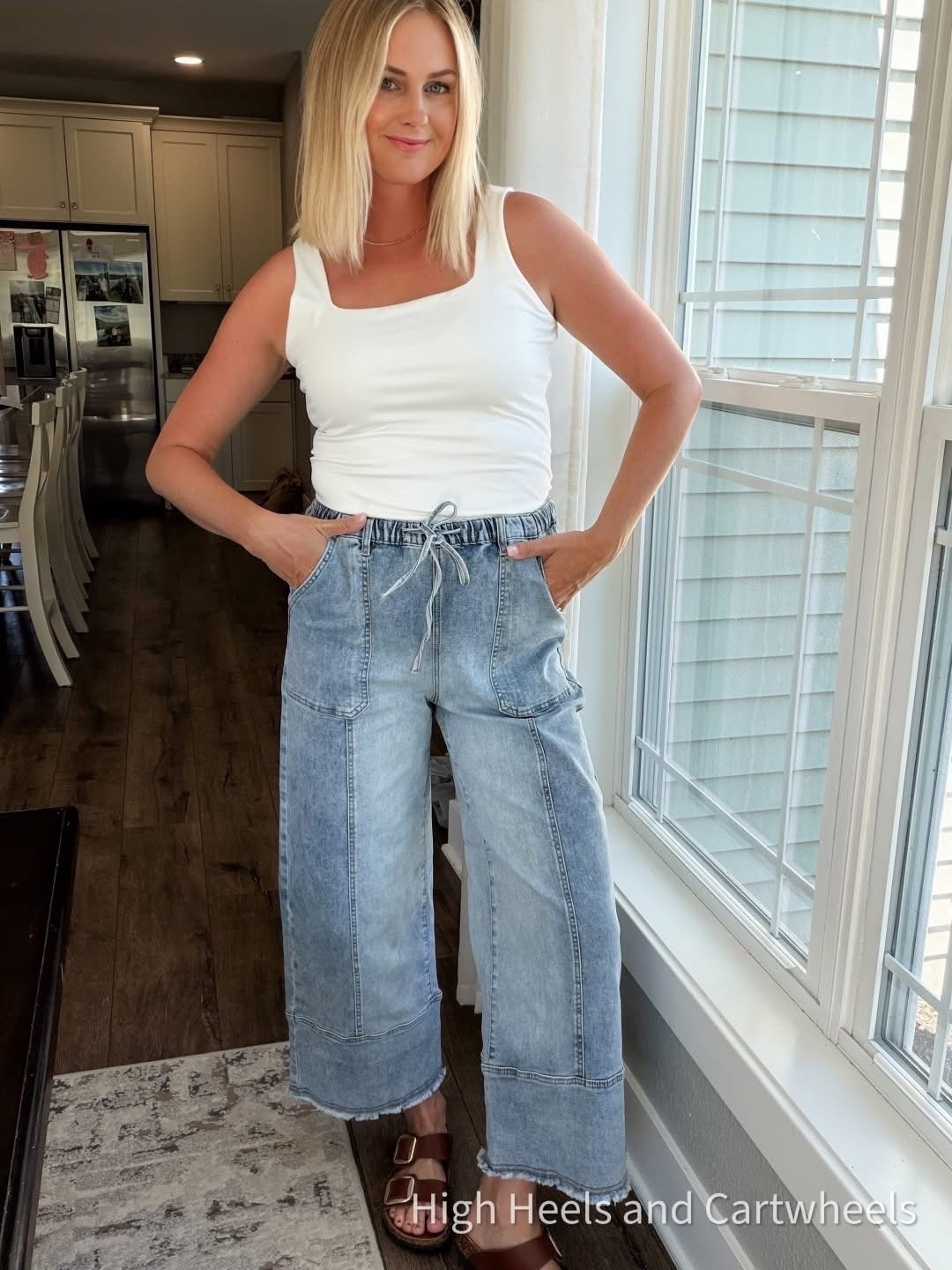 Absolutely love these pants. Amazon is so hit or miss for me with jeans but these are good! Nice stretch and perfect for a slightly cropped look on my tall frame. I’m 5’9, 160, wearing a 10.
The tank is double lined so no bra shows! I’m wearing a size L.
