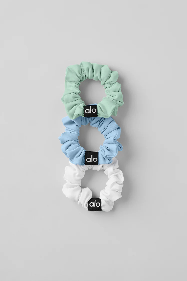Fresh Mini Scrunchie 3-Pack - Brownstone/White/Clover Green | Alo Yoga (US)