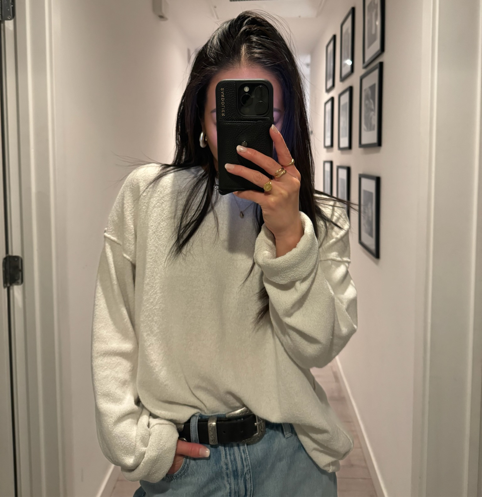 Simple cozy sweater fit ✨

#LTKfindsunder50 #LTKstyletip #LTKfindsunder100