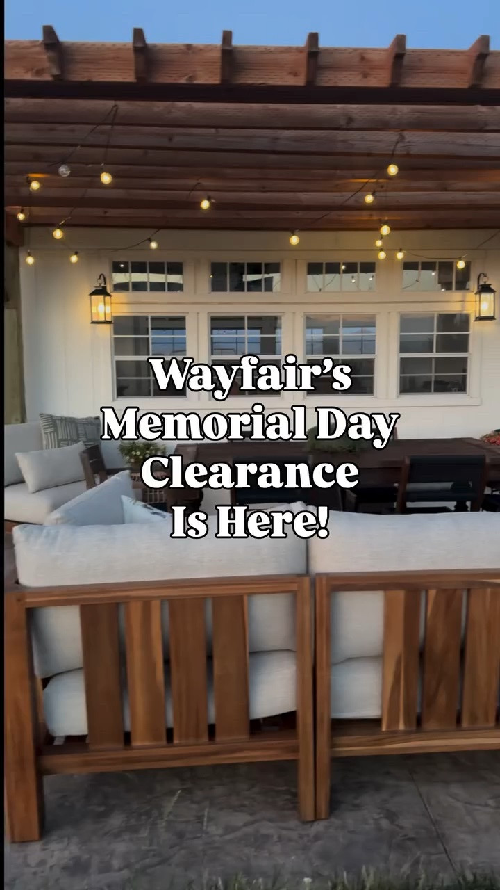 #AD The @wayfair Memorial Day Clearance is happening now and this is the perfect time to give your outdoor space a refresh for summer! They have SO MANY items and up to 70% off! Plus spend $35 and get fast & free shipping 🙌🏼 #wayfair #wayfairpartner
.
.
Comment SALE and I’ll send you my favorites from my patio ❤️ https://liketk.it/6cM6z
.
.
#outdoorspace #patio