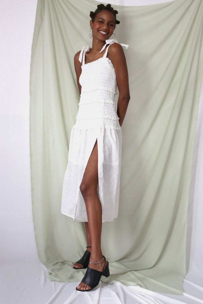 ASTR The Label Tessa Smocked Midi Dress | Urban Outfitters (US and RoW)