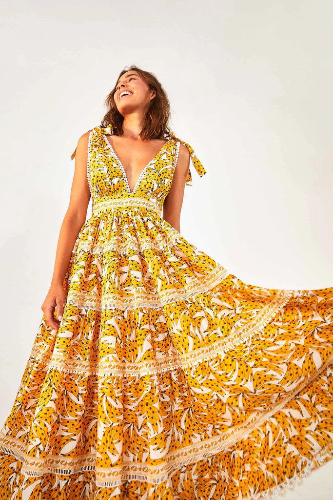 white spotted bananas maxi dress | FarmRio (US)