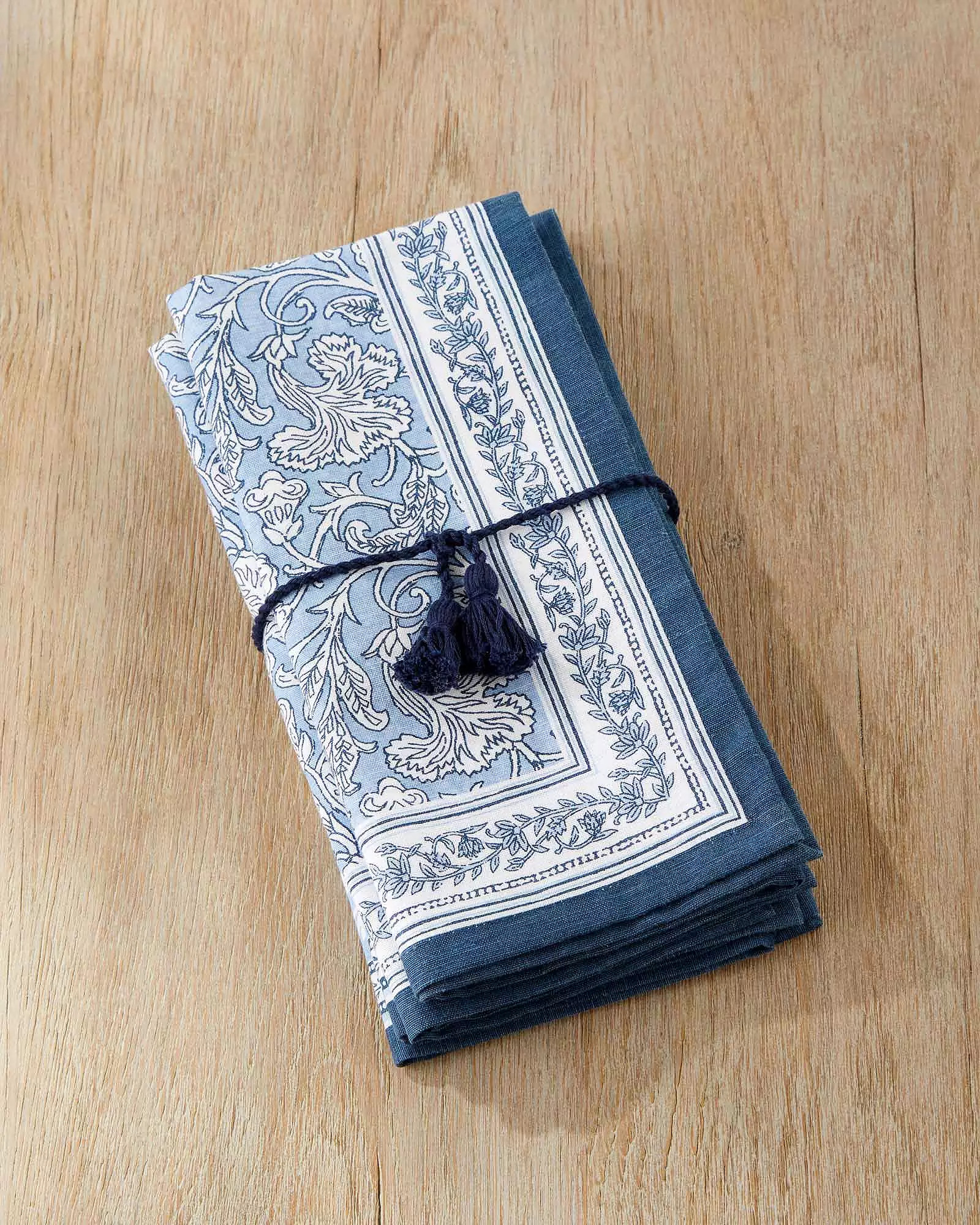 Aveiro Napkin | Serena and Lily