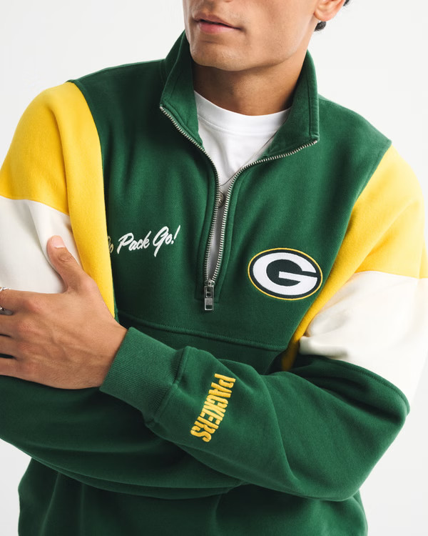 Men's Green Bay Packers Half-Zip Sweatshirt | Men's Tops | Abercrombie.com | Abercrombie & Fitch (US)