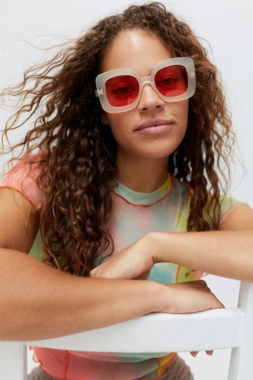 Etta Oversized Square Sunglasses | Urban Outfitters (US and RoW)