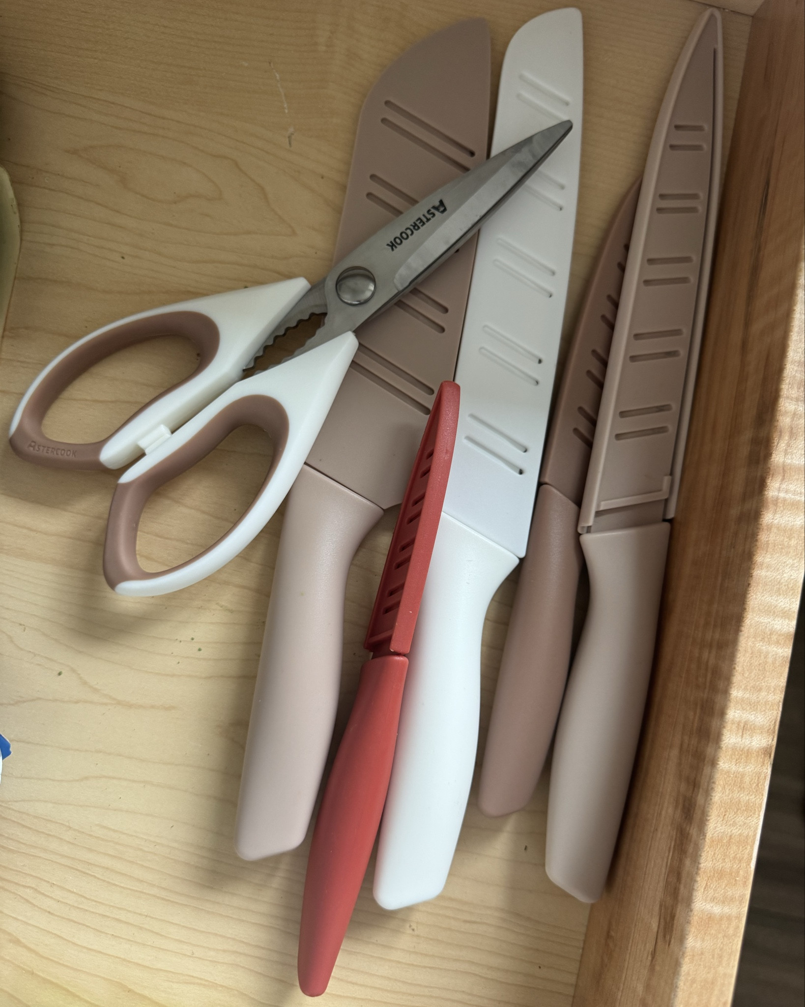 Best knives ever ! So cheap ! Their sharp blades glide effortlessly through the flesh, allowing for clean, even cuts without any mushiness ! OBSESSED  

#LTKfoodie #LTKmomlife #LTKHome