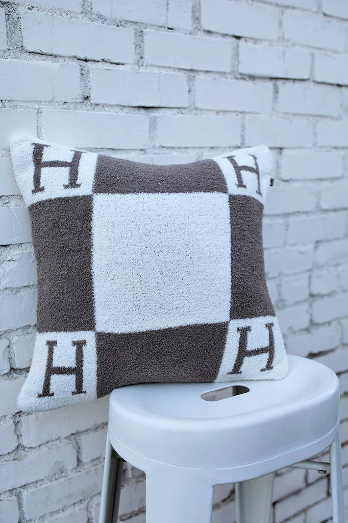 BACK IN STOCK!! Comfy Luxe Pillow Cover in 5 Colors | Glitzy Bella