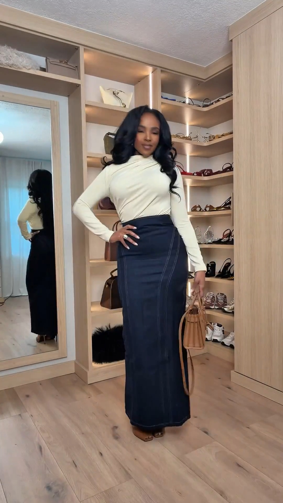 These are neutral outfits for the girls that get it 🤍
The kind of pieces you can throw on and instantly feel polished without trying too hard.

Every look here is built on elevated basics — timeless silhouettes, flattering fits, and neutral tones that mix and match effortlessly. These are the outfits you reach for again and again because they just work.

Perfect for:
	•	everyday wear
	•	casual plans
	•	travel days
	•	building a capsule-style wardrobe

Tried, styled, and worn in real life — not just cute on camera.

Everything is linked below to shop.
Wearing a size small for reference (5’4”, 140 lbs).


