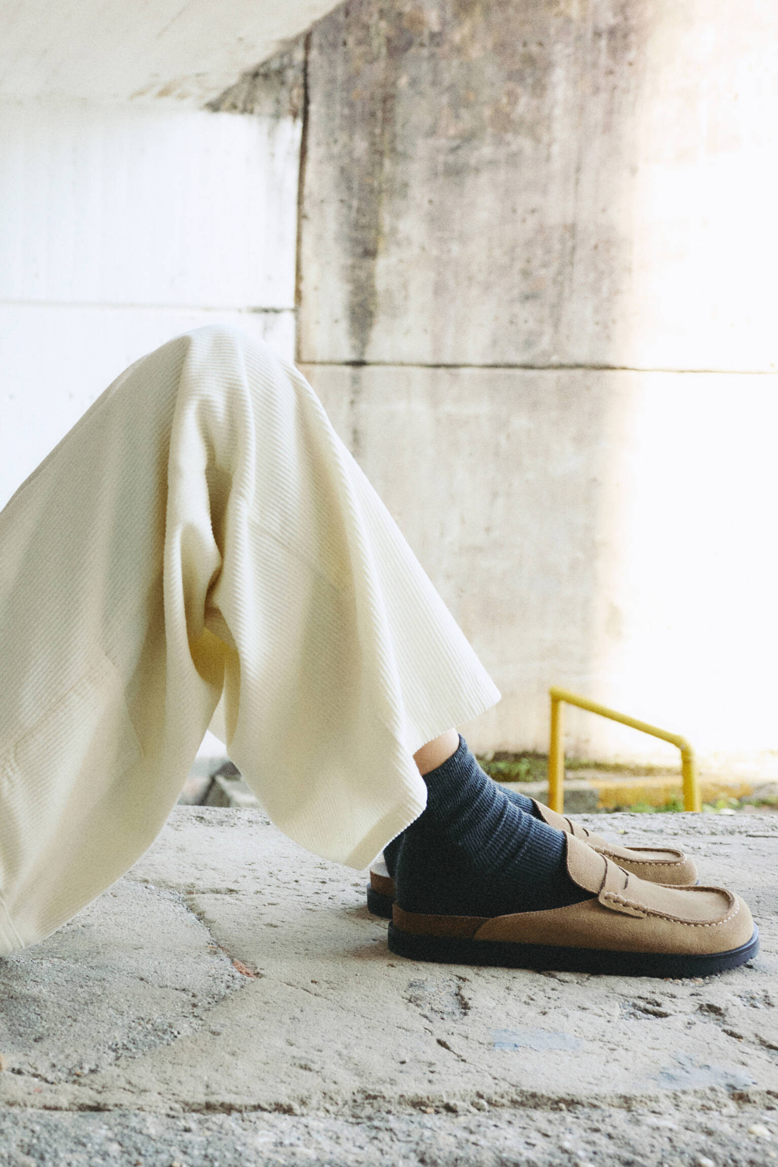 Leather clogs - pull&bear | PULL and BEAR UK