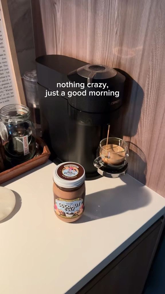 good morning world 💛💛💛

#LTKgrwm #LTKdayinmylife #LTKmorningroutine