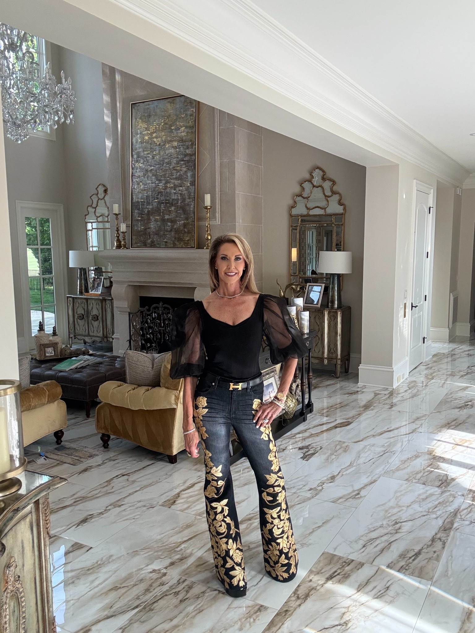 New denim from Alice and Olivia.  These flare jeans are more beautiful in person. Get these before they sell out. 🔥🔥🖤

#LTKBeauty #LTKStyleTip