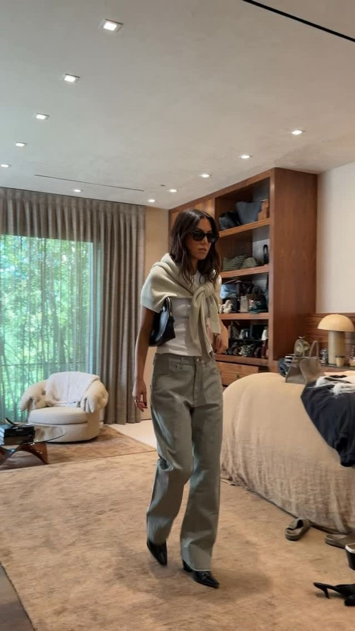 Get ready with me for a breakfast!

#LTKdayinmylife #LTKootd #LTKgrwm