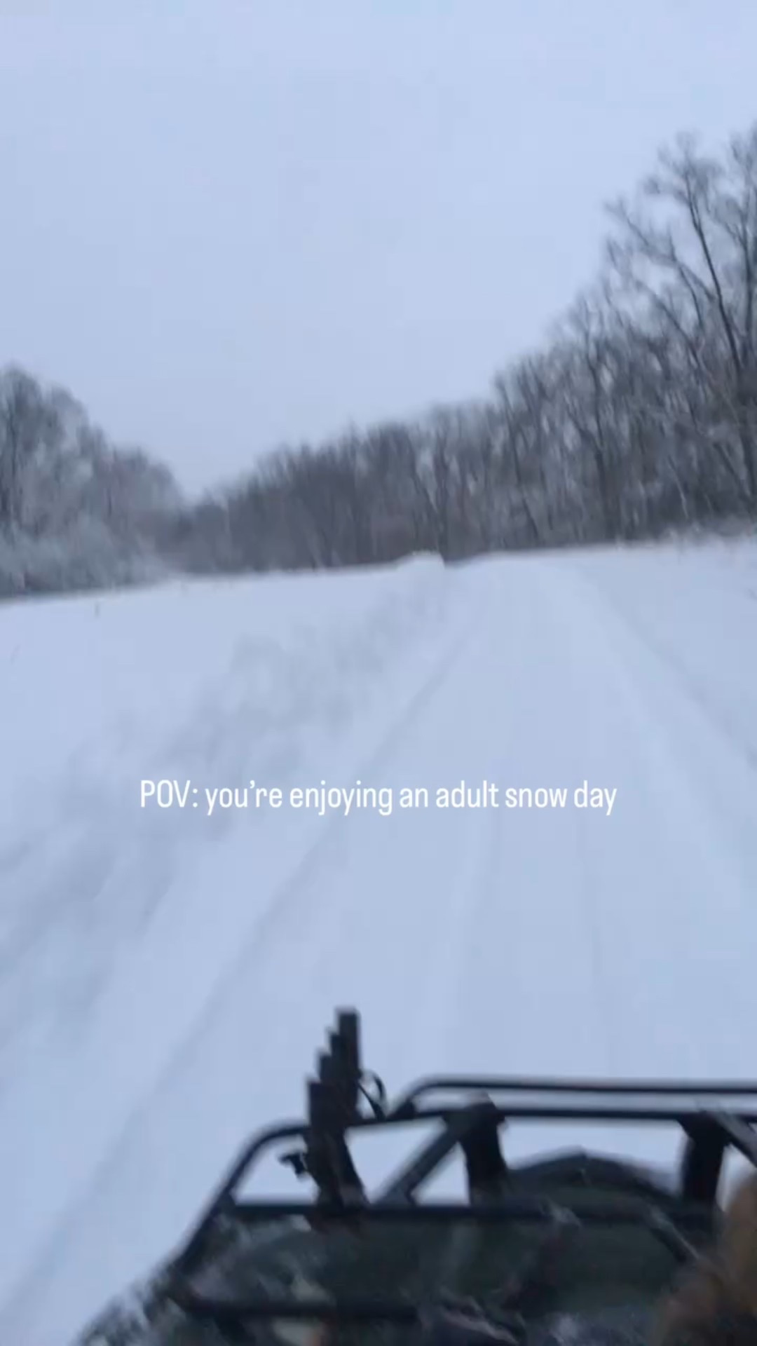 Feeling giddy

#yourfavoriteinfluencerinthewild #missourifarms #winterstorm2026

#LTKActive #LTKOver40 #LTKTall