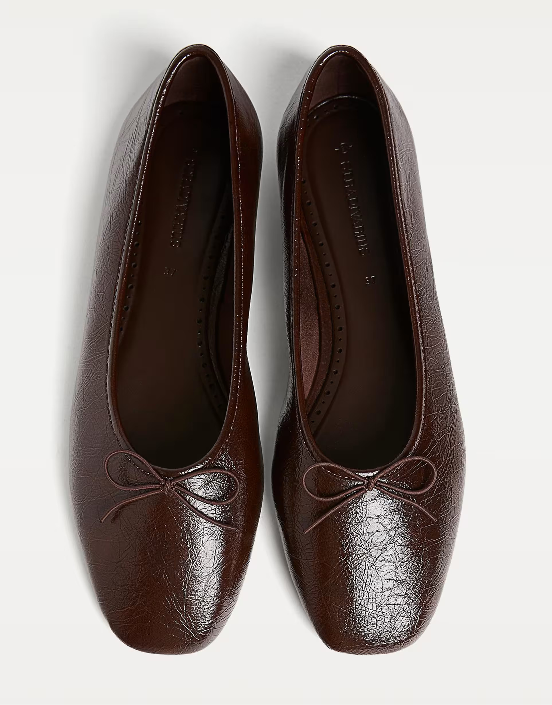 Stradivarius Faux-patent-finish ballet flats in burgundy | ASOS (Global)