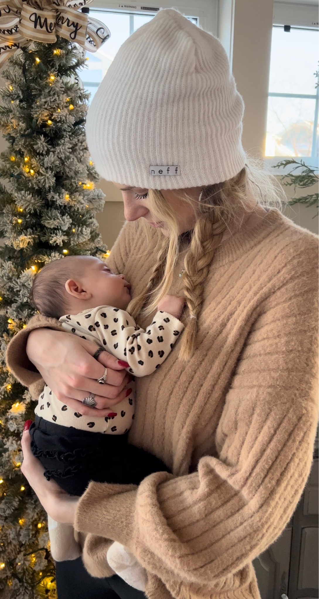 Cozy Winter Neutral Sweaters Mama and Baby Style Aerie Flare Leggings 

#LTKbaby #LTKSeasonal #LTKfamily