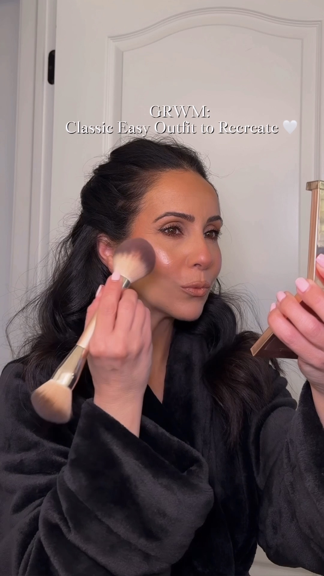 Just an easy outfit to recreate 

Grab any tee you have to pair it with wide leg jeans and a black blazer…then accessorize 

Rita Salmo | petite fashion | H&M wide leg jeans | Hermes top 

#LTKOver40 #LTKgrwm #LTKPetite