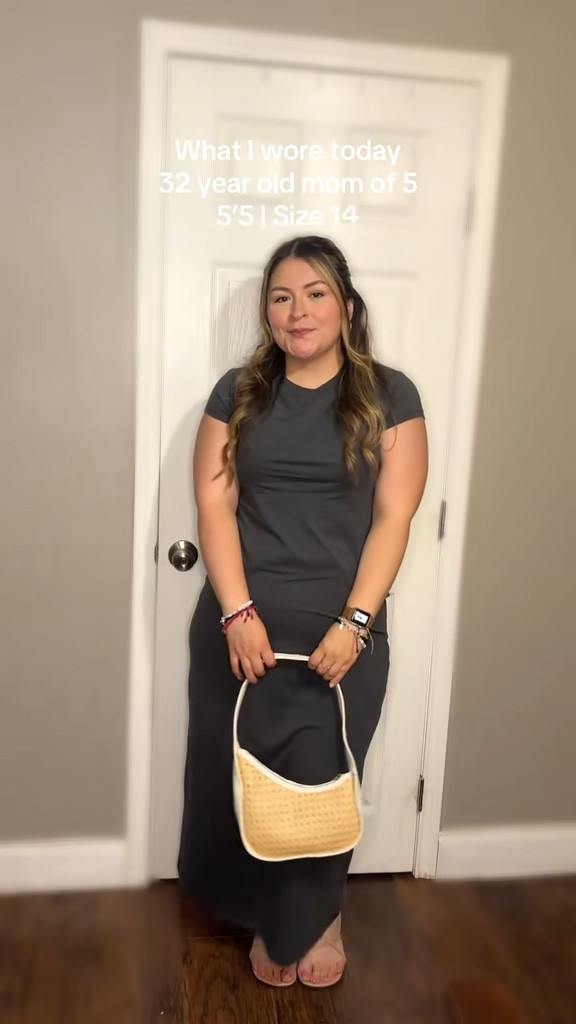 Casual but put together. Perfect ootd for school meetings or running errands 💁‍♀️

#LTKFindsUnder50 #LTKMidsize #LTKStyleTip