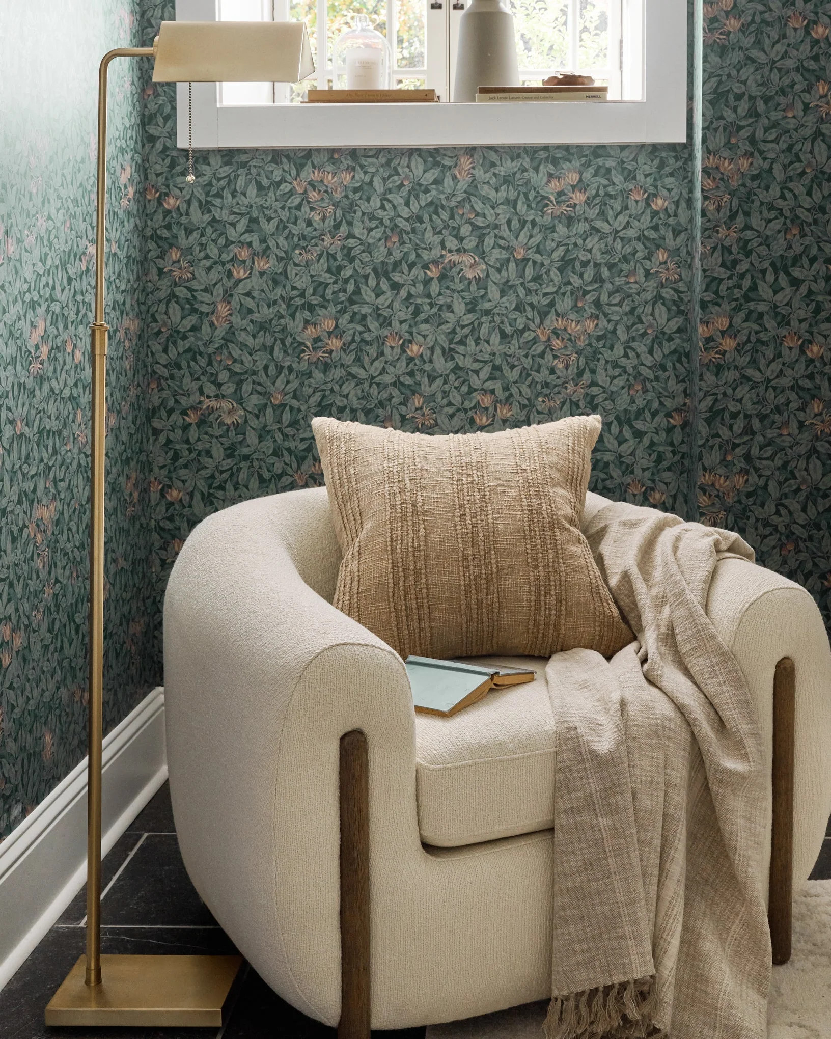 Wayland Floor Lamp | Magnolia