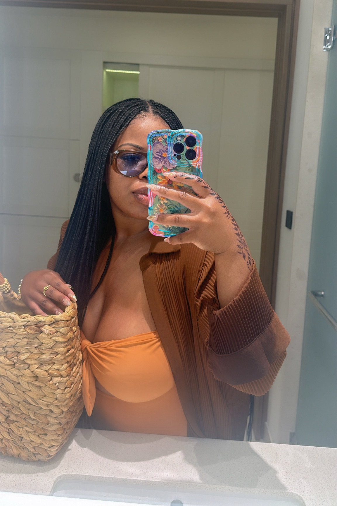 Sunglasses super cute!! 🤎

#LTKPlusSize #LTKMidsize #LTKTravel