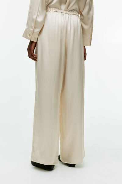 Silk Trousers | H&M (UK, MY, IN, SG, PH, TW, HK)