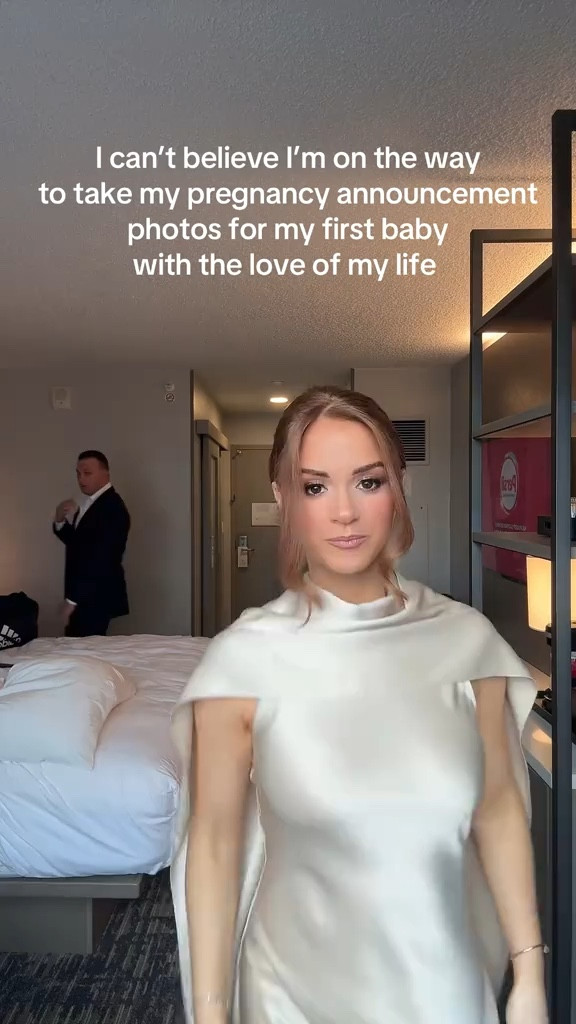 Pregnancy Photo Dress 

#LTKBeauty #LTKBump #LTKBaby