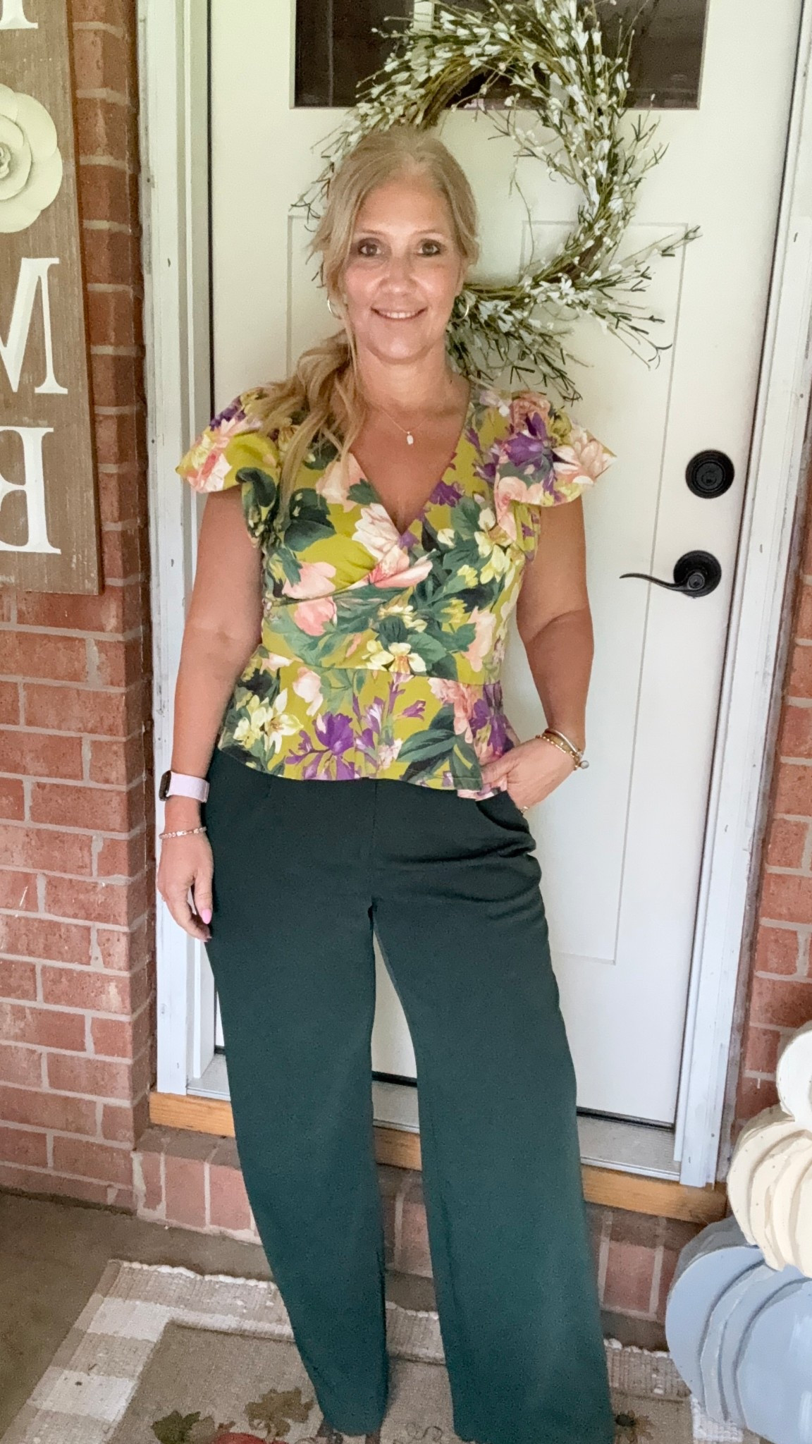 Top is old so I linked similar 
Pants size large 

#LTKMidsize #LTKWorkwear #LTKStyleTip