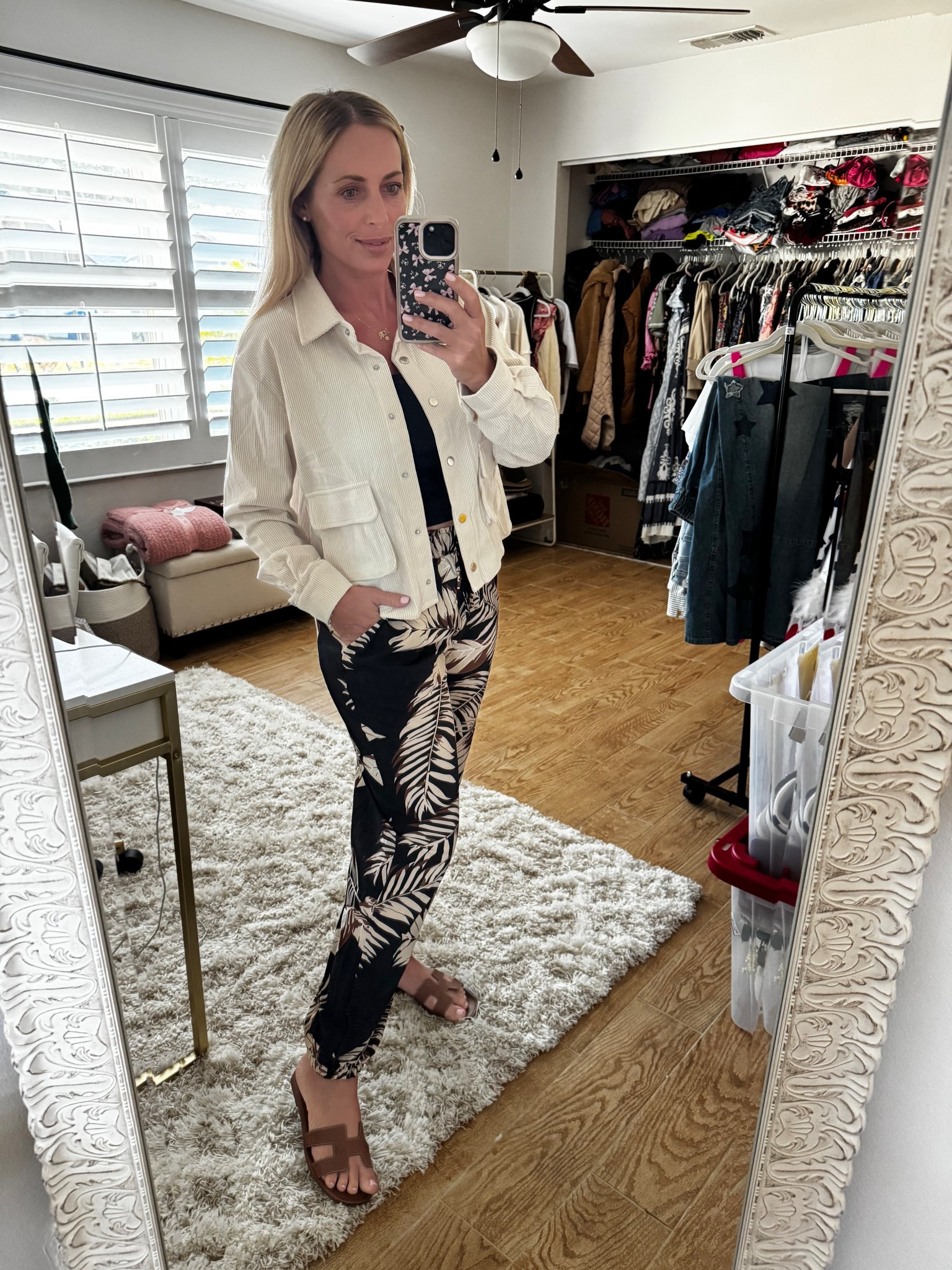 Beach pants 

#LTKootd #LTKMidsize #LTKFindsUnder50