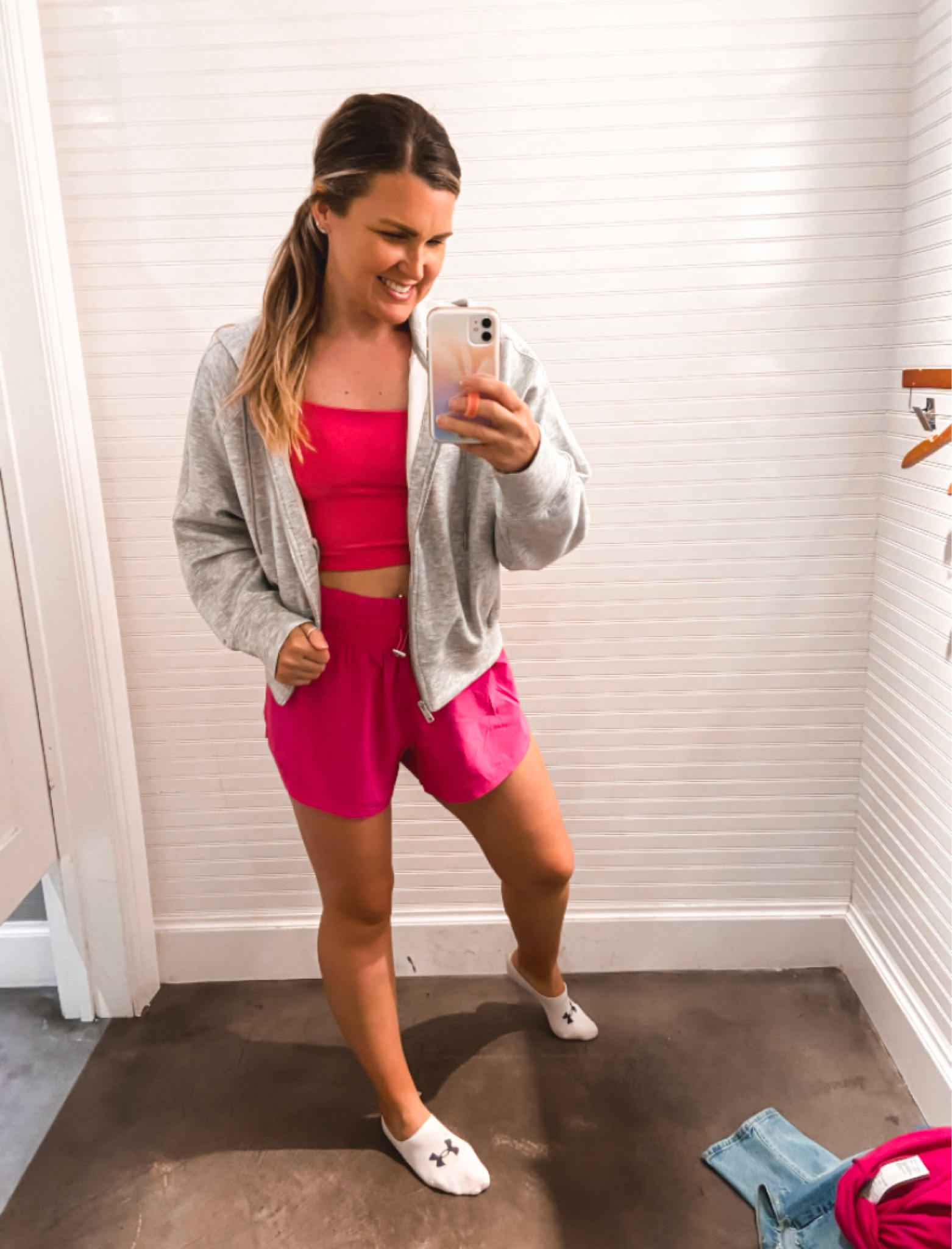 YBP at ABERCROMBIE 20%off 

this activewear is so comfy and soft 💕

medium in top
medium (definitely could wear a small) in shorts 
medium in zip up (also could’ve worn a small) 


#abercrombie #active #fitness #activewear 

#LTKfit #LTKsalealert #LTKFind