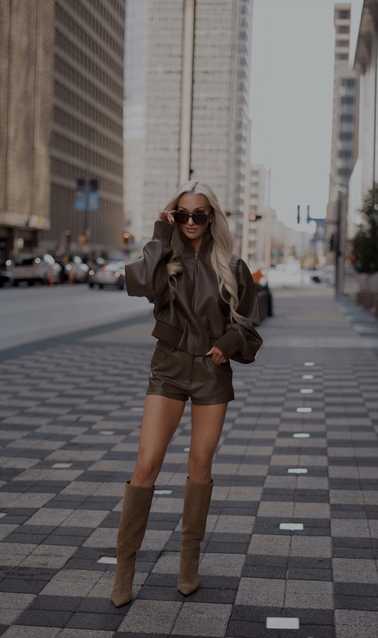Spring OOTD! This bomber and matching short set is so good. Wearing a small in the bottom and sized up to a medium in the top. 