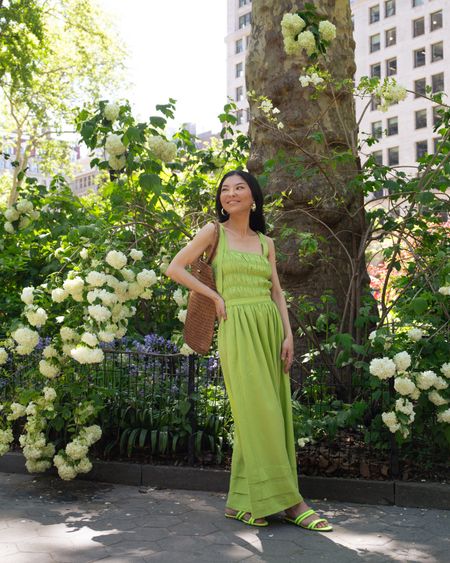 In full bloom 🌿💚
Top + skirt: @darling 
15% off with code SUZANNES

The perfect shade of summer green. The top has absolutely cute smocking, adjustable shoulder ties, and a flared hemline that pairs perfectly with the skirt. An ideal staple for spring and summer, with a flowy, easy silhouette. The hemline has a special tiered detail, and the front waistband is flat, but the back is elastic for added comfort!



#darlingpartner #thatsdarling #darlingsociety #twopieceset #springfashion 

#LTKFindsUnder100 #LTKSeasonal #LTKOver40