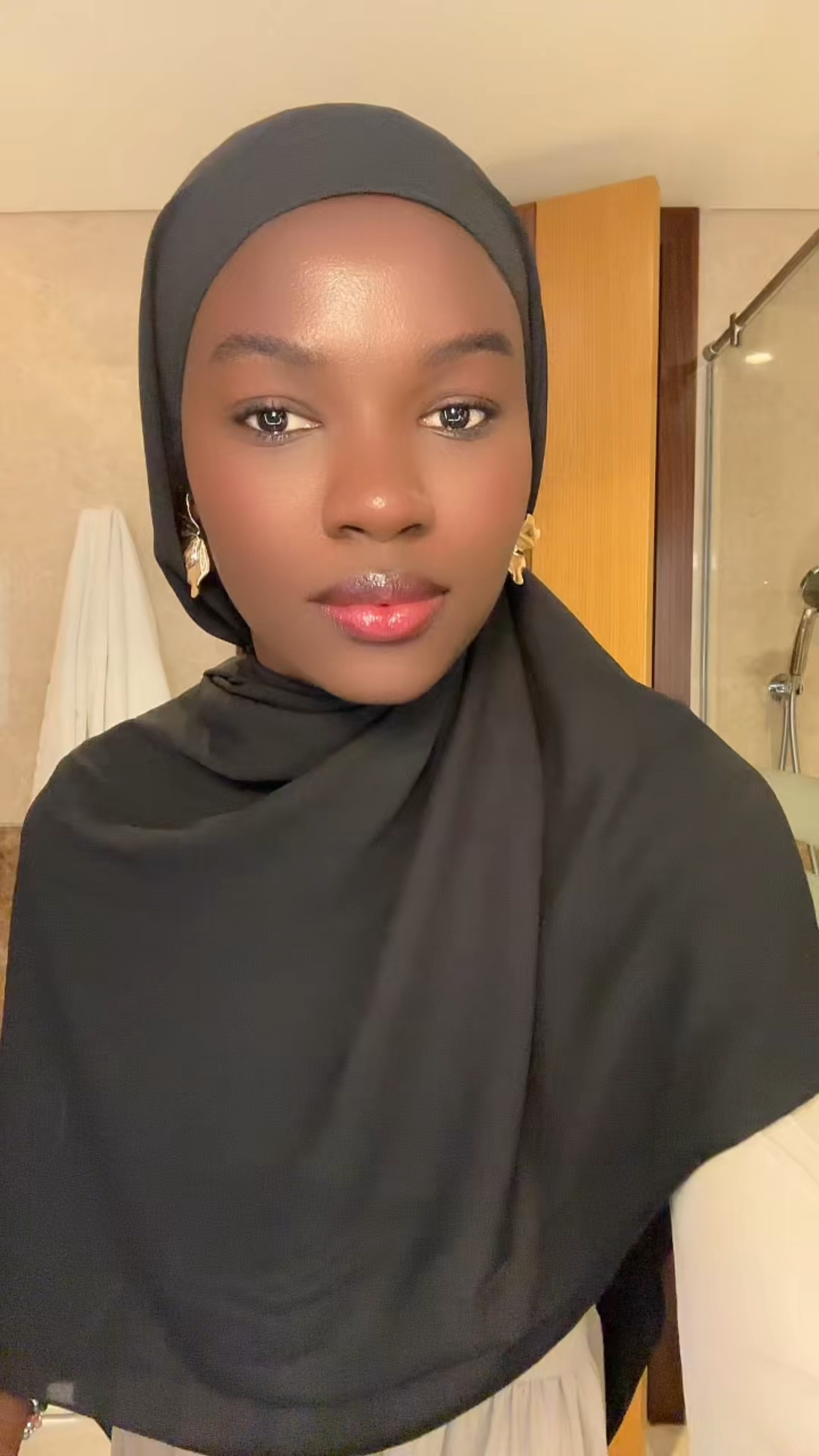 Vacation outfit 🤍

#LTKnederlands #LTKeurope #LTKmodest