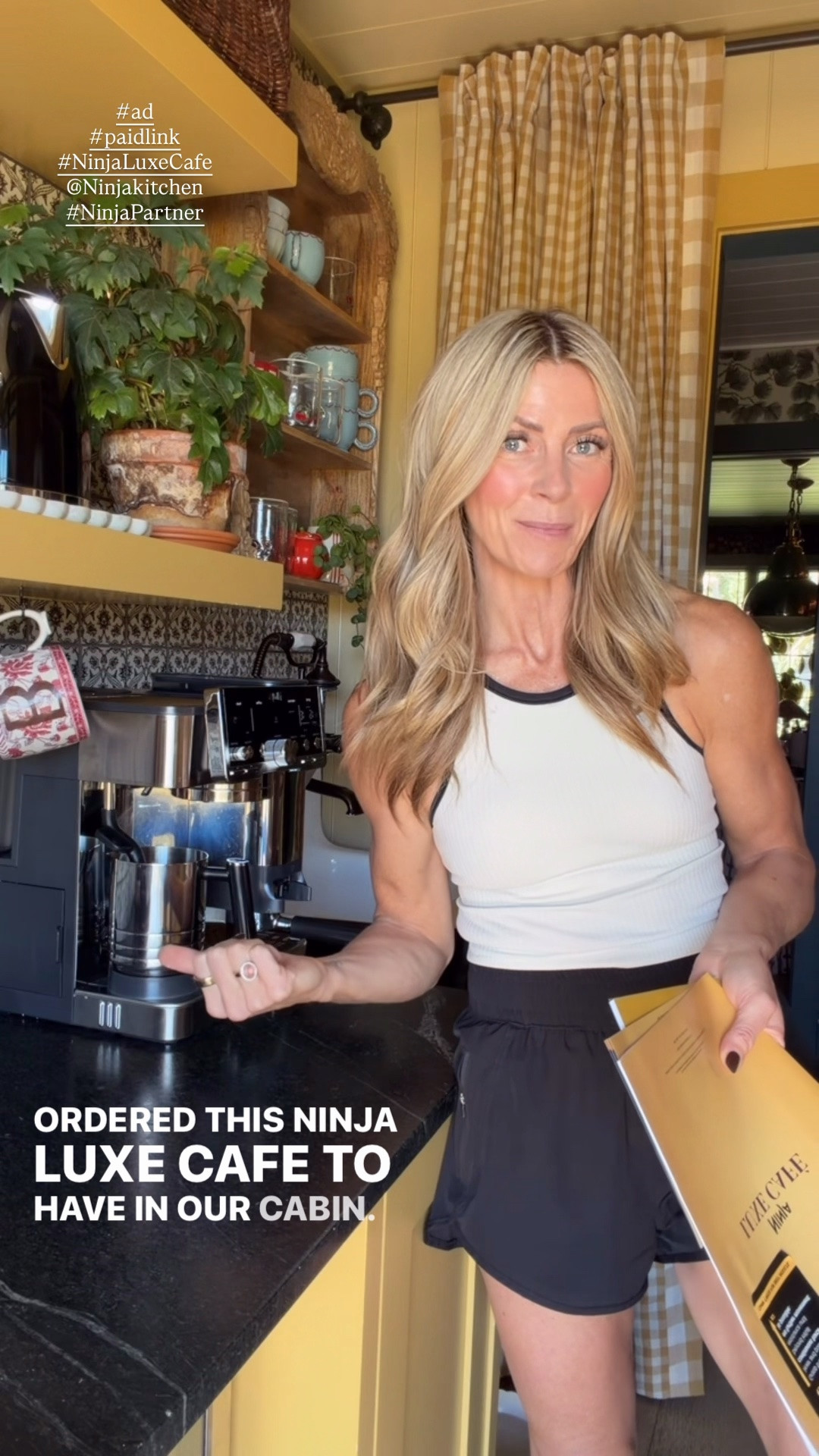 Ninja Luxe Café Pro 4-in-1 Espresso Machine, Drip Coffee, & Cold Brew

#ad 
#paidlink
#NinjaLuxeCafe
@Ninjakitchen
#NinjaPartner