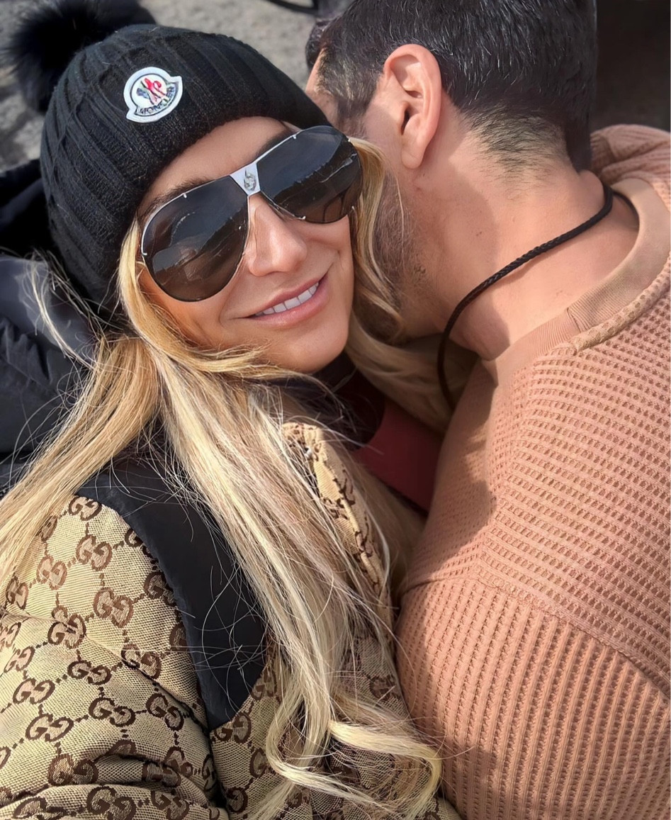 City girl and Daddy Gorgeous hit the slopes! Winter wear for men and women linked here! 

#LTKfitness #LTKmens #LTKtravel